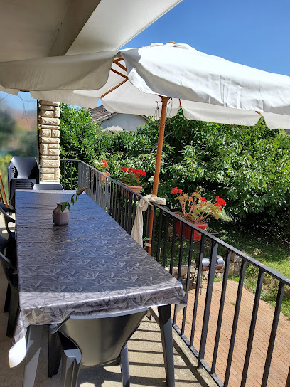 Resdomlocsaison, Maison D'hôtes à Bondoufle