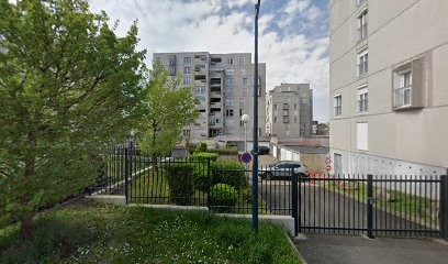 YALE, Chambre d'Hôtes à Dammarie-les-Lys