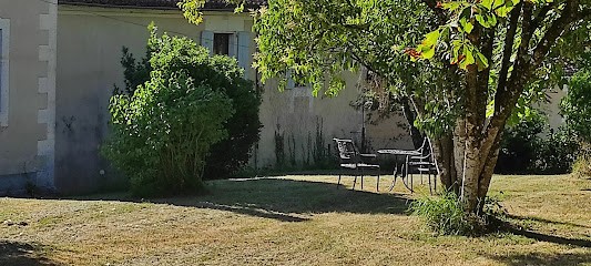 Logis Du Poirier, Chambre d'Hôtes à Juignac