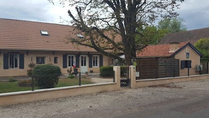 Au p'tit Nid, Chambre d'Hôtes à Clux-Villeneuve