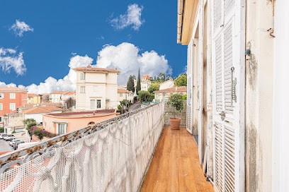 Chambre en colocation à Menton, Chambre d'Hôtes à Menton