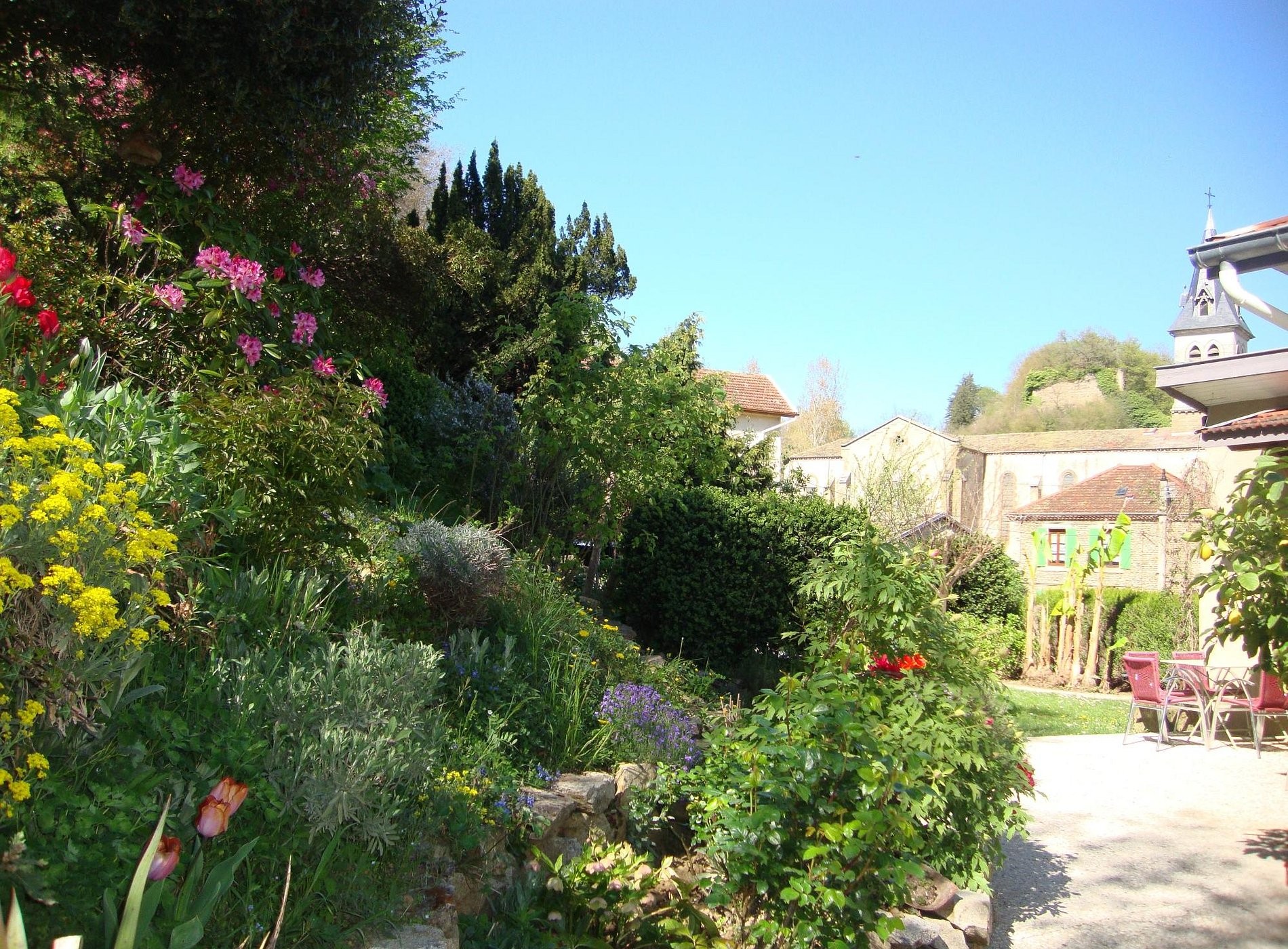 Chez L’Antiquaire - Chambres D'hôtes, Chambre d'Hôtes à Hauterives