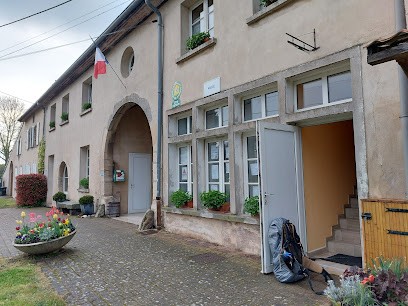 Foyer Rural de Blanche Eglise, Chambre d'Hôtes à Blanche-Église