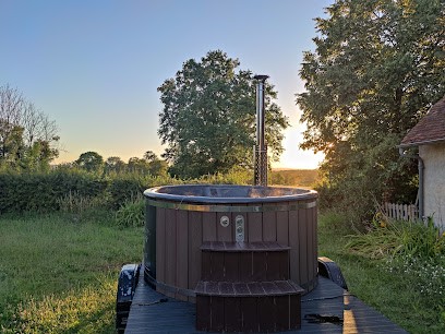 Authentik o303, Chambre d'Hôtes à Bourbon-l'Archambault