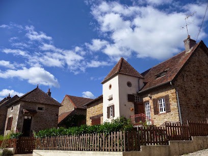 Tourenne Maison d'hôtes, Maison d'Hôtes à Couches