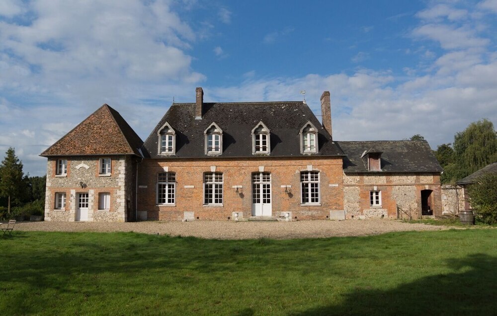Le Grand Melmont : Chambres D'hôtes, Gîte, Bergerie, Chambre d'Hôtes à Roumare