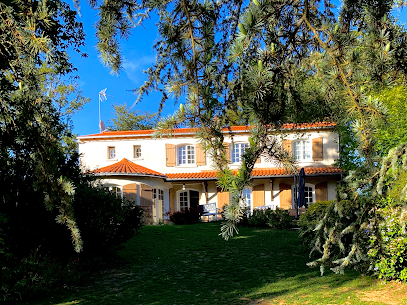 Les 15 Chênes, Chambre D'hôtes à Saint-Mesmin