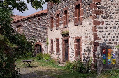 Chez Caroline Chambres D'hôtes, Chambre d'Hôtes à Bains