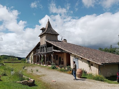 Ferme ahoco chambre d'hôtes résidence d'artistes, Chambre d'Hôtes à Lavit