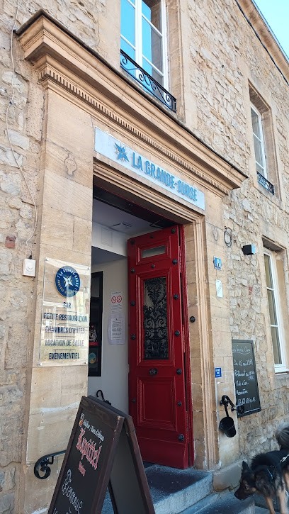 La Grande-Ourse, Chambre d'Hôtes à Charleville-Mézières