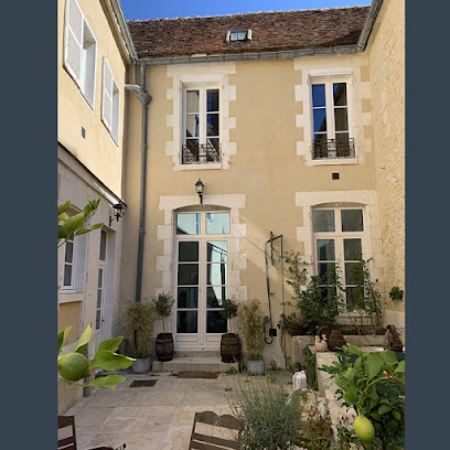Maison Des Pilastres, Maison D'hôtes à Auxerre