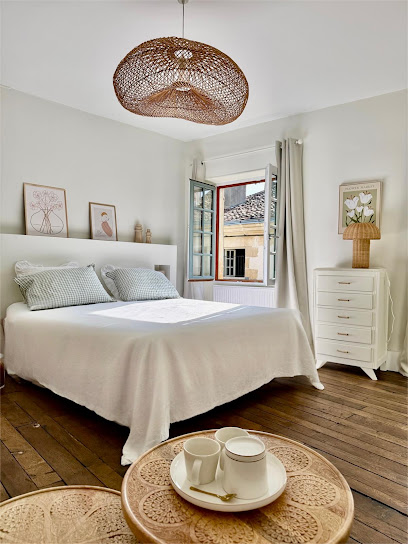 Le Clos Notre Dame, Poitiers Centre, Chambre D'hôtes à Poitiers