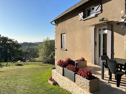 Chambres D'Hôtes Et Gîte LES CONCHES, Chambre d'Hôtes à Thiviers