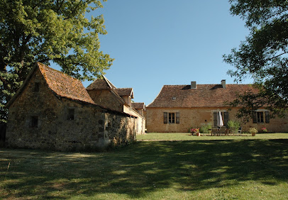 Le Lapin Sur Le Toit, Maison D'hôtes à Rouffignac-Saint-Cernin-de-Reilhac