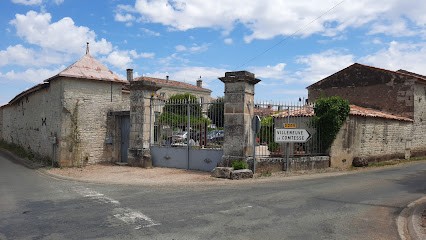 Inchboard David, Chambre d'Hôtes à Doeuil-sur-le-Mignon