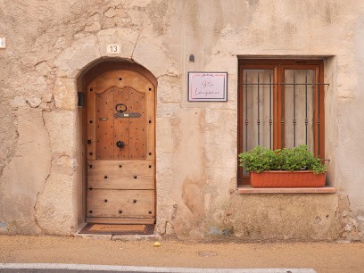 Gîte Lougissoun, Location de Vacances à Entrecasteaux