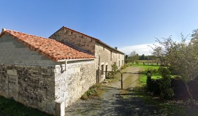 Desaivres Jean, Location de Vacances à Ardilleux