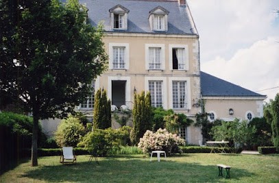 Huchepie manor b&b, Chambre d'Hôtes à Vendôme