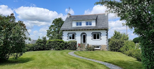Au Cœur De Breizh, Chambre d'Hôtes à Plouguernével