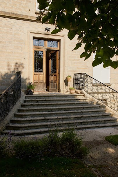 Chateau Gioux Chambre dhôtes, Chambre d'Hôtes à Saint-Pierre-Bellevue