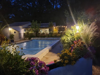 Les Hauts D'Eyragues, Location de Vacances à Eyragues