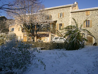 Hélianthus et Physalis changement de propriétaire, Maison d'Hôtes à Darbres