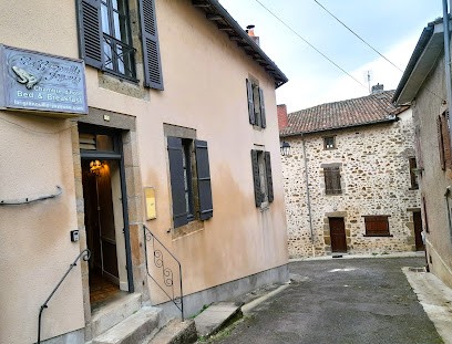 Rochechouart 87600 Gite Chambres d'hotes La Grenouille Joyeuse, Chambre d'Hôtes à Rochechouart