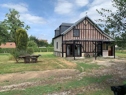 La Villa Qui A Du Chien, Chambre d'Hôtes à Neuville-sur-Touques