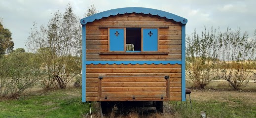 La Ferme Des Hayes, Roulotte Des Hayes, Chambre d'Hôtes à Autrèche