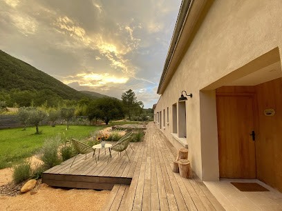 Le Mas Courgette, Chambre d'Hôtes à Saint-Florent-sur-Auzonnet