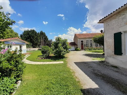 Chambre d'hôtes de l'Ancienne école, Chambre d'Hôtes à Rivières