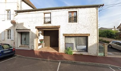 Comme Chez Soi Ducerf Marcel, Chambre d'Hôtes à La Clayette