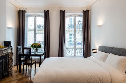 Paris Square - Luxury Bed & Breakfast, Maison d'Hôtes à Paris 08