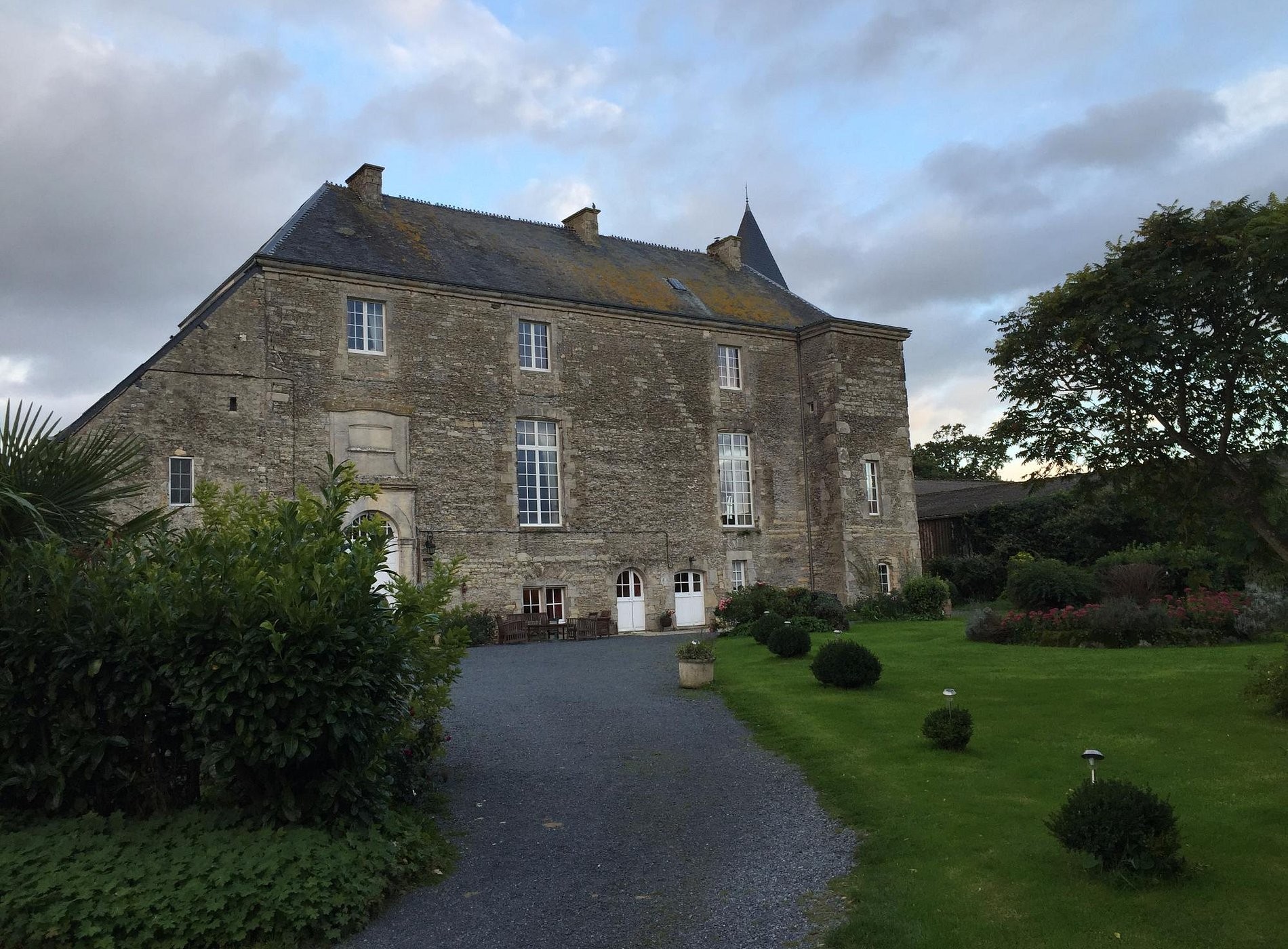 Manoir De La Riviere, Chambre d'Hôtes à Géfosse-Fontenay