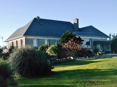 Maison d'hôtes les Hougues, Chambre d'Hôtes à Montfarville