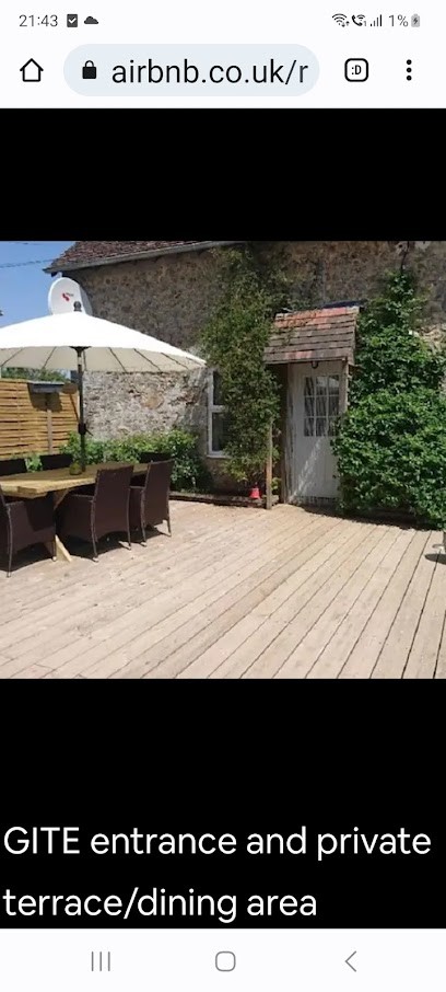 Maison Ensoleillee Gite de France Les Aples Mancelles, Location de Vacances à Gesnes-le-Gandelin