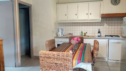 Le Clos Des Lilas, Location de Vacances à Daglan