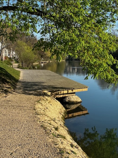 Studio La Marne, Location De Vacances à Saint-Maur-des-Fossés