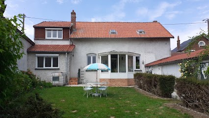 14-18 Somme Chambres D'Hôtes/ B&B/ Guided Tours, Chambre d'Hôtes à Beaucourt-sur-l'Ancre