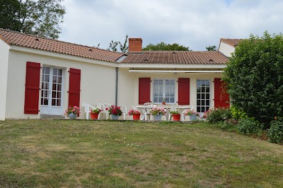 Chambre d'Hôtes - Le Bois Touzeau, Chambre d'Hôtes à Saint-Hilaire-le-Vouhis