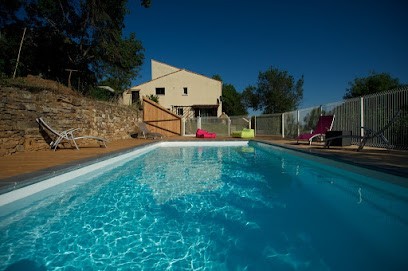 Gîtes du Mas Loriot proches Salagou chambre d’hôtes locations de vacances avec piscine en Occitanie, Location de Vacances au Bosc