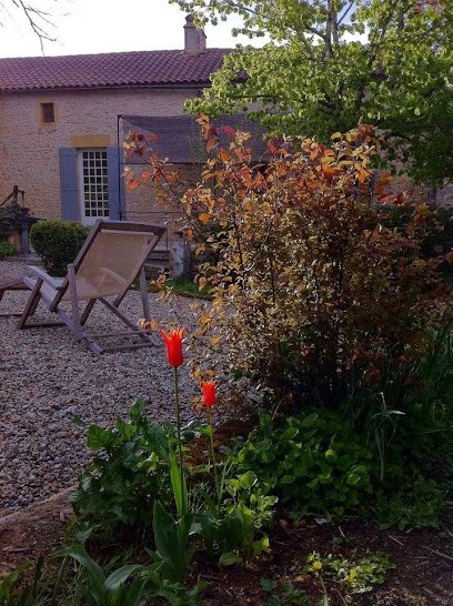Le Clos De Longas, Chambre d'Hôtes à Sainte-Foy-de-Longas