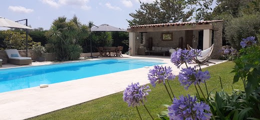 Nutkin's Retreat, Maison d'Hôtes à Roquefort-les-Pins