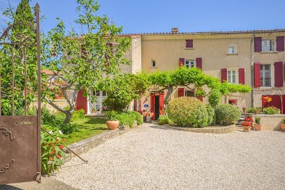 Chambres D'hôtes Et Gites Le Colombier, Chambre d'Hôtes à Venasque