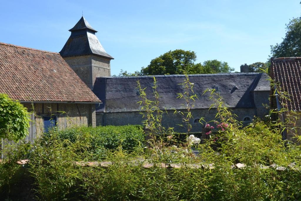 Les Chambres De Souverain Moulin, Chambre d'Hôtes à Pernes-lès-Boulogne