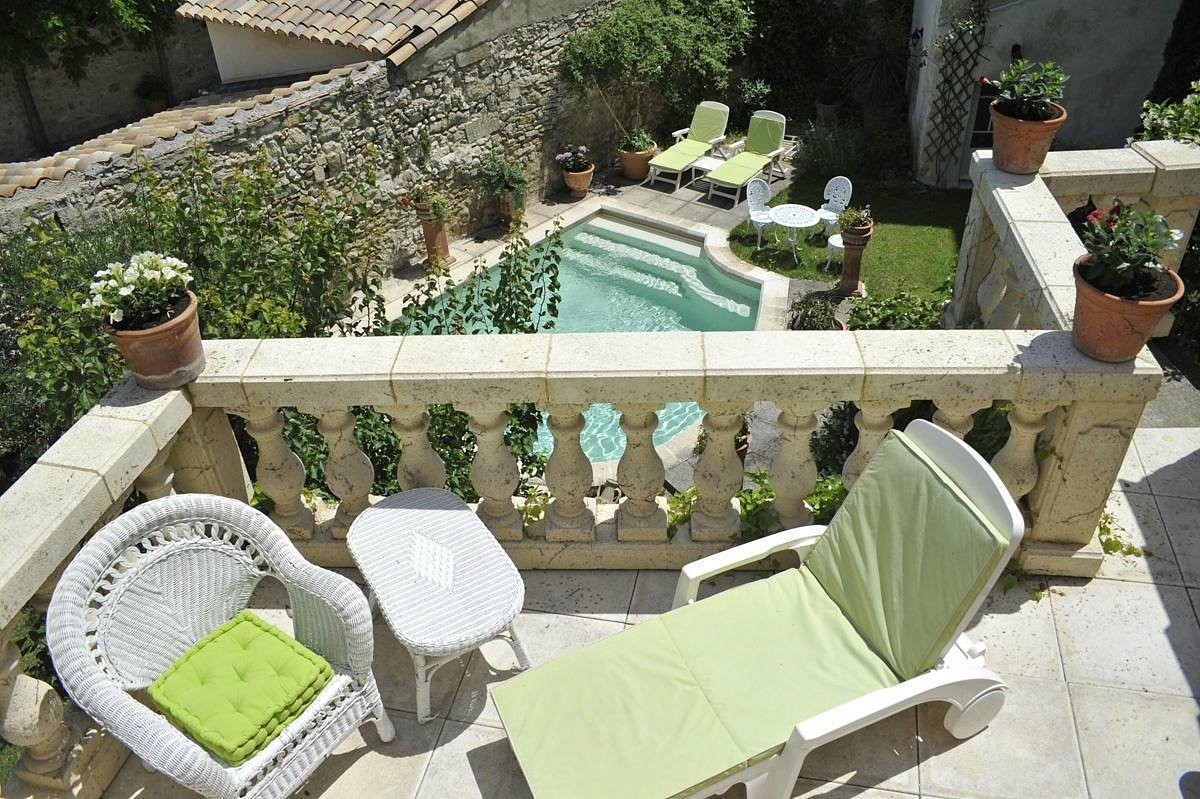 Les Saisons - Chambres d'hôtes, Chambre d'Hôtes à Villeneuve-lès-Avignon