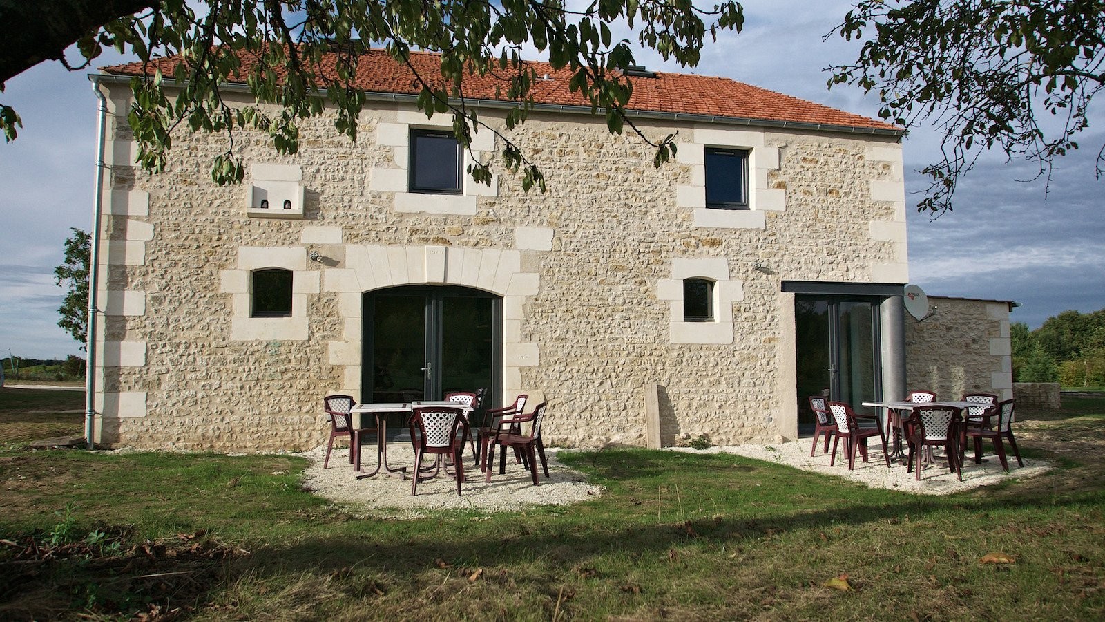 Gîte, Chambres D'hôtes, B&B Avec Spa La Serpauderie, Chambre d'Hôtes à Saint-André-de-Lidon