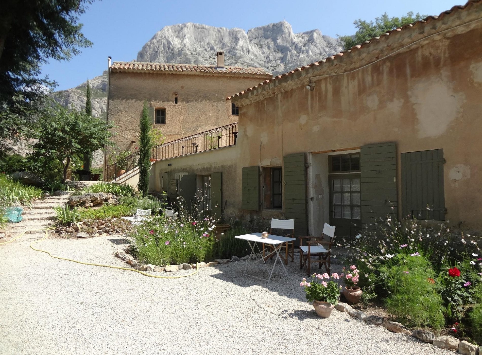 Moulin in Provence, Chambre d'Hôtes à Saint-Antonin-sur-Bayon