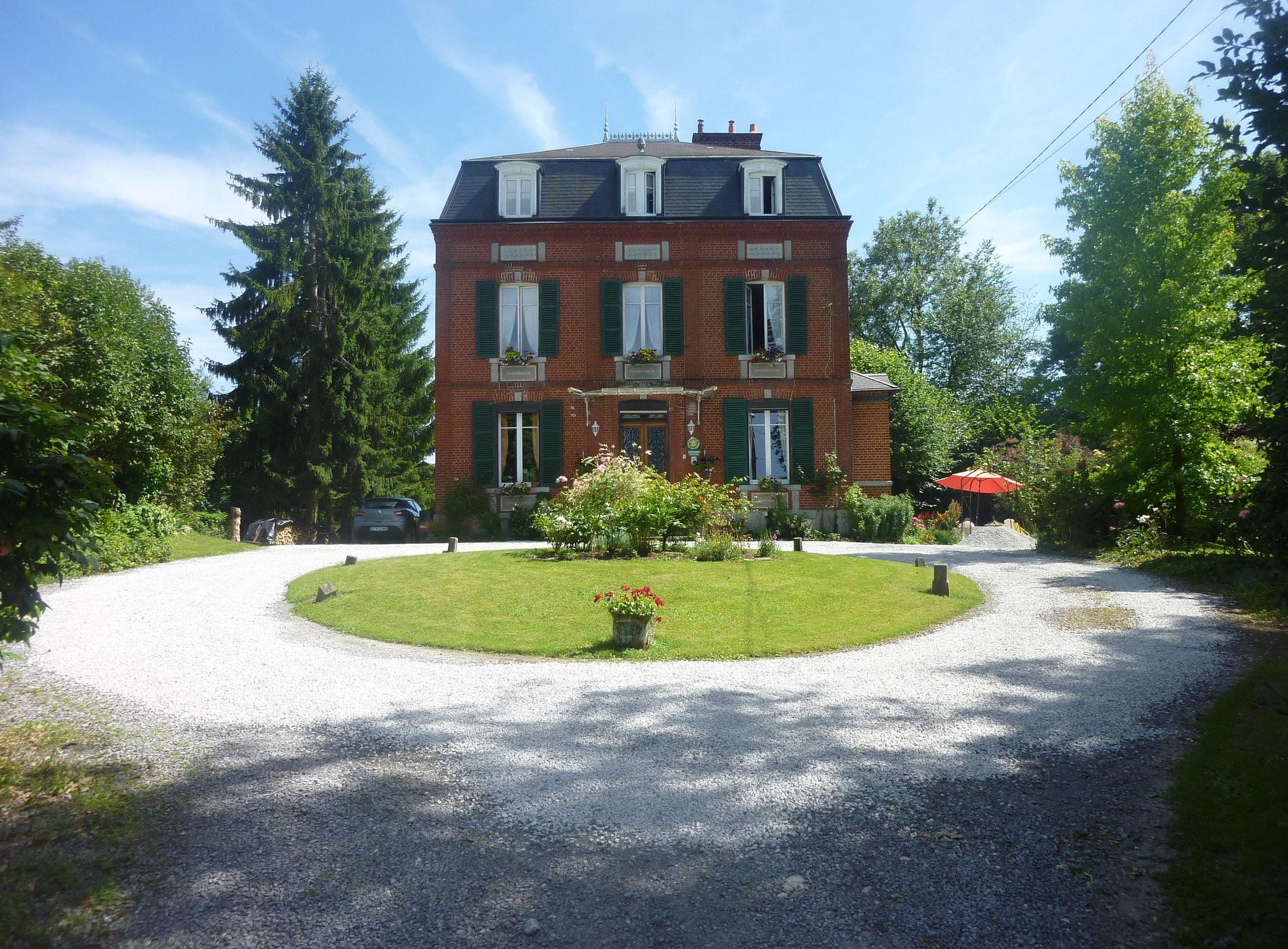 Chambres D'Hôtes Villa Des Tilleuls, Chambre d'Hôtes à Éparcy