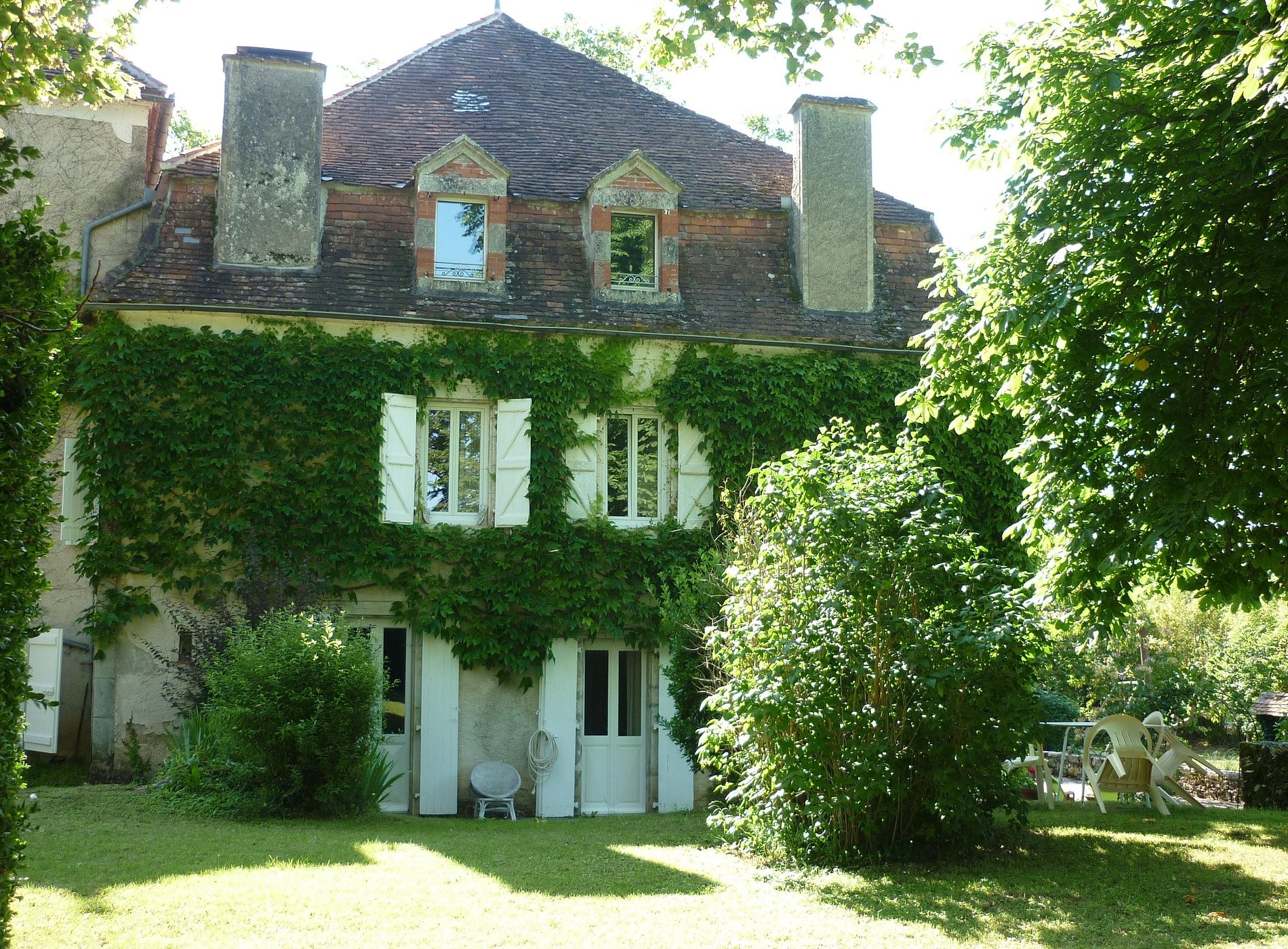 Maison Redon, Chambre d'Hôtes à Tour-de-Faure